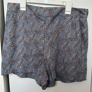 Loft high waisted shorts size M